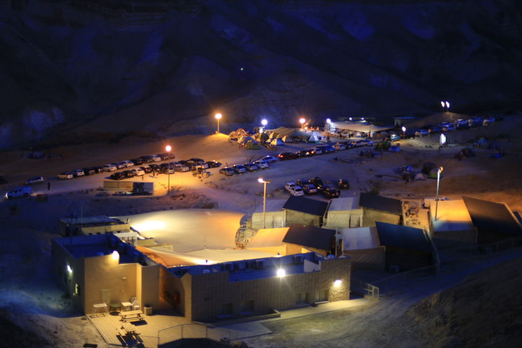 גן_לאומי_מצדה-_חניון_לילה_-_אבי_בהרי_(1)