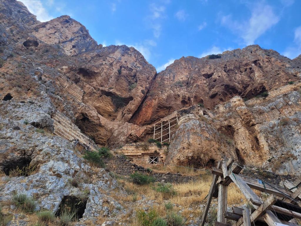 המצודה במצוק הארבל - צילם אסף דורי, רשות הטבע והגנים